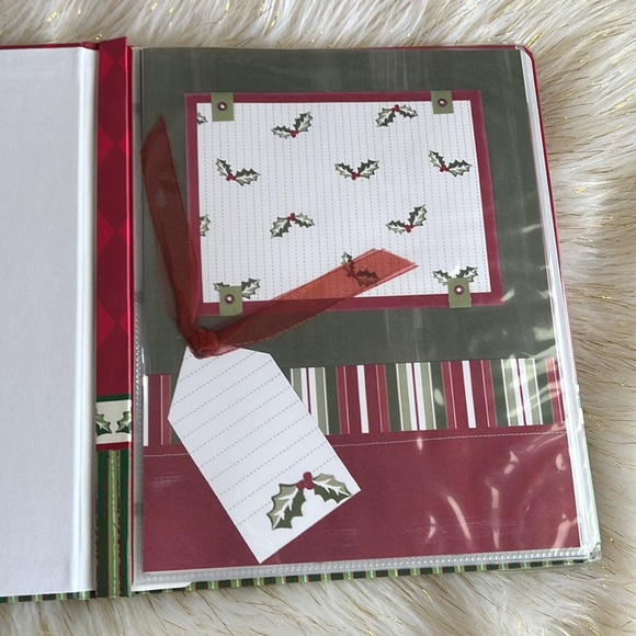 NEW! Harlequin Holly Album Kit. Just add photos! - Picture 5 of 11